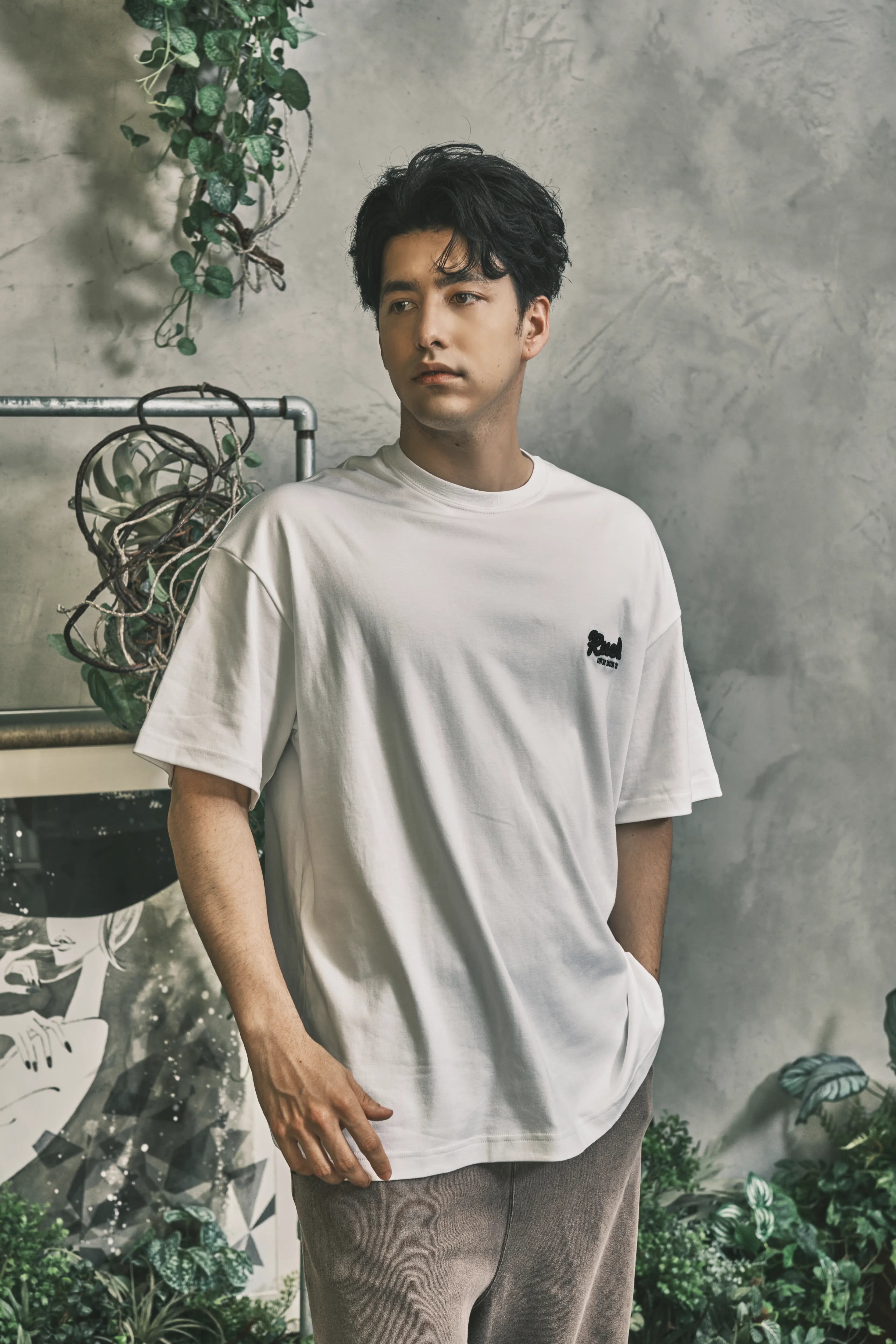 Collegiate Embroidery  Oversized T-shirt-8