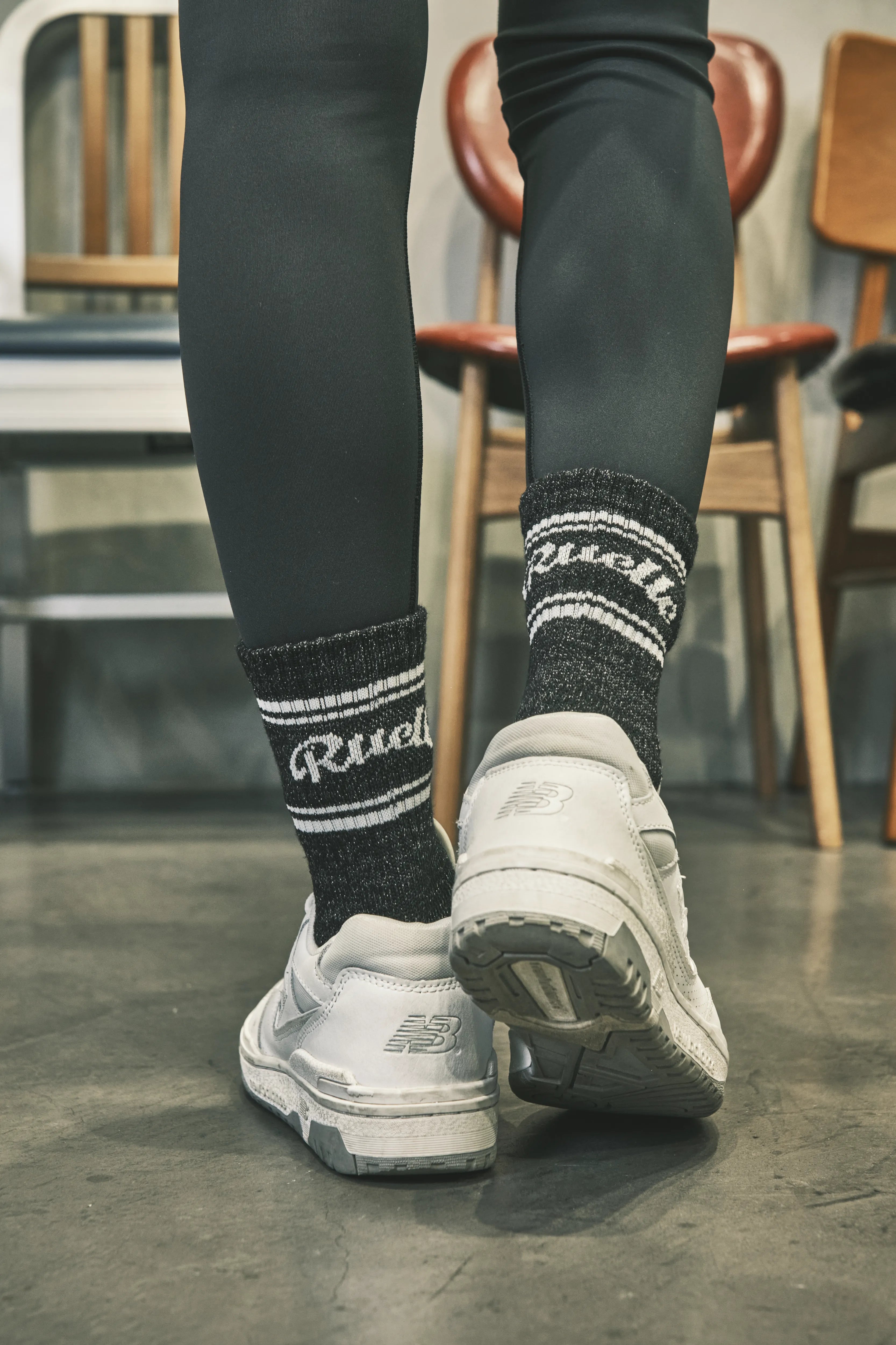 Arc Logo Glitter Crew Socks-3