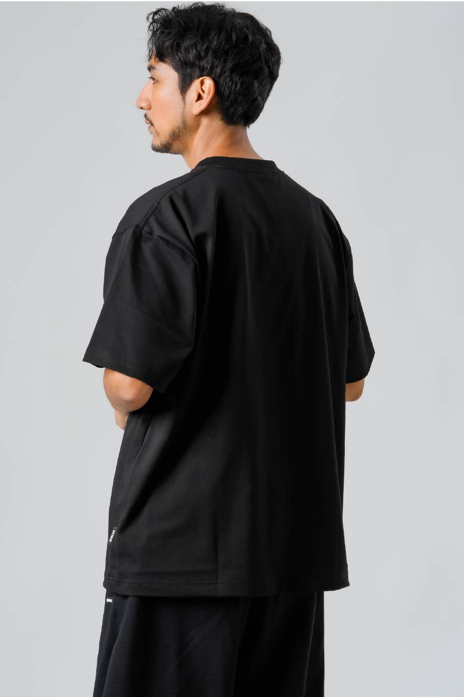 R-Logo Oversized  T-Shirt-11